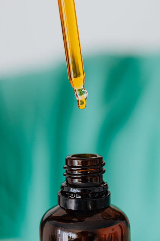 The Lowdown on Thioglycolic Acid in Beauty Product